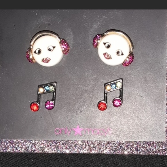 Betsey Johnson XOX TROLLS EARRINGS - Picture 5 of 5